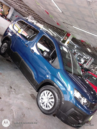 Imagen 2 de 14 de Peugeot Rifter 1.6 Hdi Active 5 Pasjs 2020