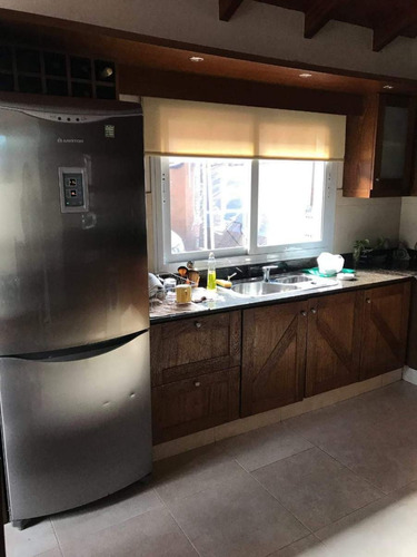 Casa A La Venta De 3 Dormitorios En Housing San Alfonso Ii.villa Allende Sobre Bodereau