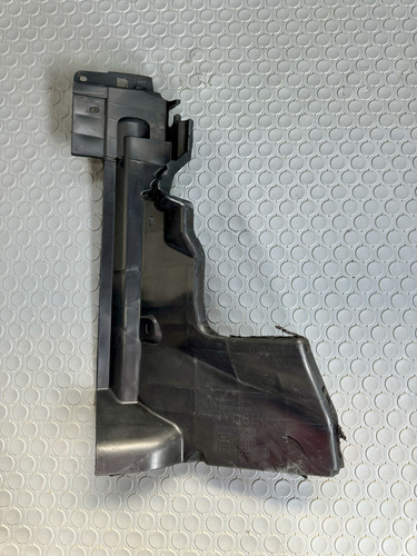 Deflector De Aire Izquierdo Nissan Sentra 1.8 2014-2019 (Usado)