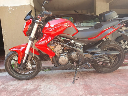 Benelli Tnt 300