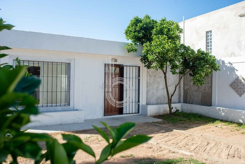 Casa De 2 Dormitorios En Médanos De Solymar Sur- Ref: 7