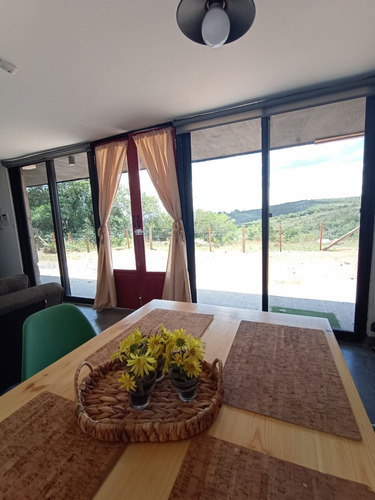 Vendo Preciosa Casa De 1 Dormitorio En Villa Serrana Con 1000 Mts2 De Terreno