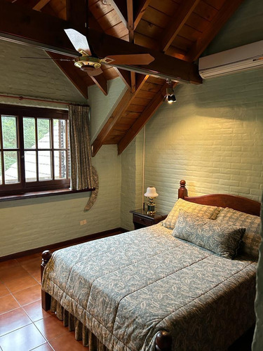 Casa Sobre Golf De Muy Buena Calidad En Excelente Ubicación 2 Lotes