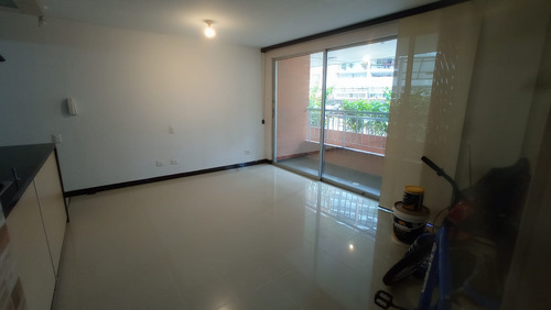 Venta Apartamento De 75mts2, En Ciudad Jardín, Sur De Cali 11052.