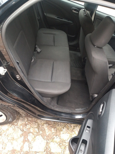 Imagem 2 de 7 de Toyota Etios 2014 1.5 16v X 4p