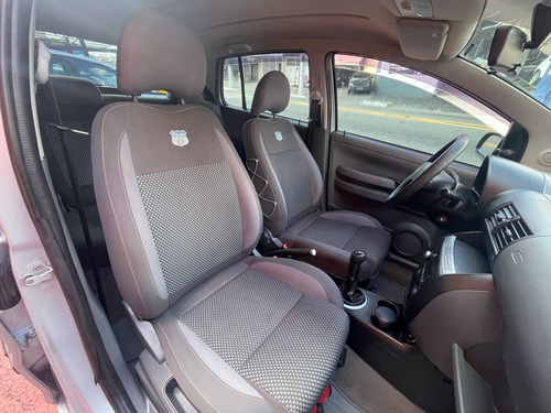 Volkswagen Fox 1.0 Vht Route Total Flex 5p