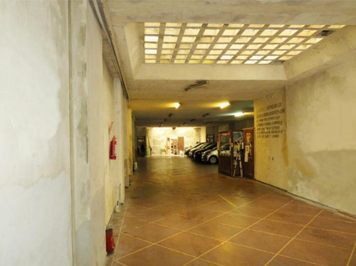 Venta Parking 560 M2 - 2 Plantas - Ciudad Vieja