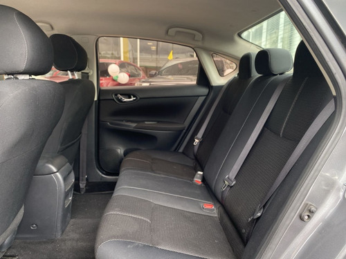 Imagen 18 de 18 de Nissan Sentra Se Sd Mt 2018 - 1800cc