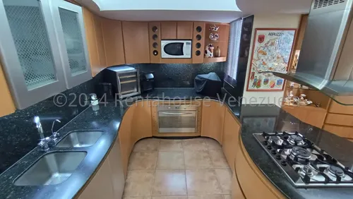 Ls Vende Apartamento La Urbina