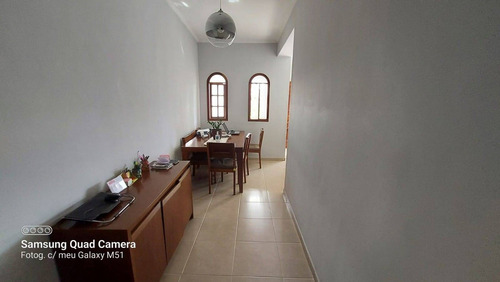 Imagem 4 de 15 de Casa De Muito Bom Gosto Em Ótima Localização !!! - 85