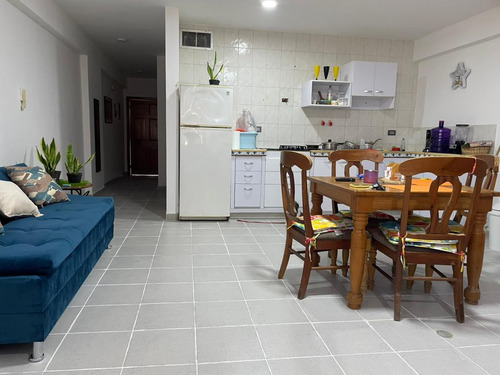 Alquiler Tucacas Apto Vacacional Playa Piscin Salida Mar Lh