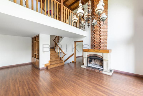 Casa En Arriendo/venta En Cerros De Suba (localidad De Suba). Cod V1631