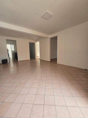 Se Vende Dpto, De Recuperación Bancaria En Ret. Bosque De Guayabas, Bosques Del Valle 2a Secc, Coacalco De Berriozabal,. Edomex. Arf