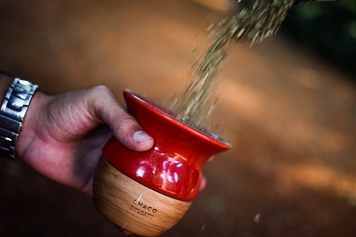 Mate Chaco De Cerámica Y Madera + Bombilla Inox + Funda Color Rojo