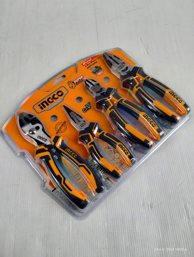 Super Combo Llave De Impacto 400nm 20v + Juego De Pinzas + A Naranja