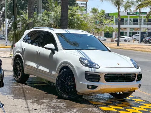 Porsche Cayenne 3.6 At