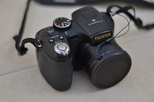 Câmera Fujifilm Finepix S2800hd Semiprof(grátis Sd 2gb