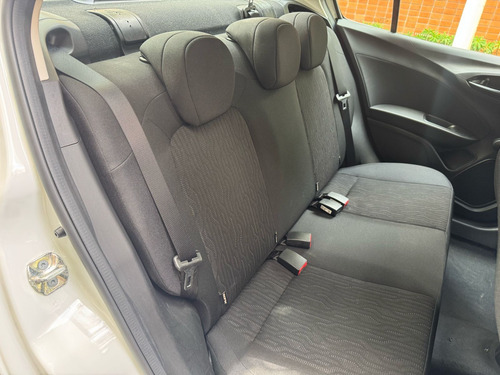 Fiat Cronos 1.3 Flex 4p