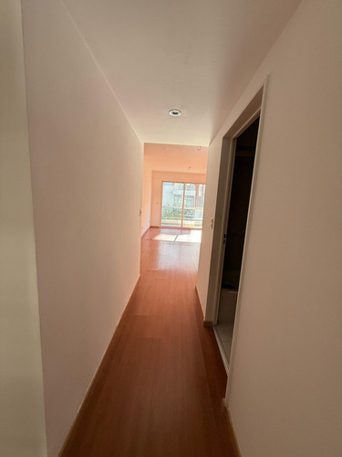 Piso 4 Ambientes Con Cochera, Dependencia De Servicio, Suite