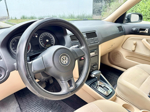 Volkswagen Jetta 2.0 Gl Team Abs At