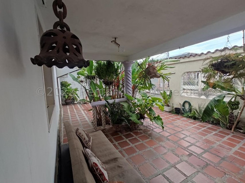 Imagen 12 de 13 de Casa En Venta En Las Delicias Maracay Aragua 22-25698 Irrr