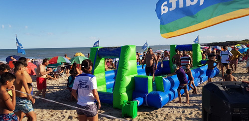 Alquiler De Inflable! Cancha De FĂștbol 7 Metros X 3,50!