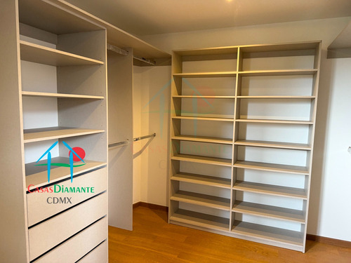 Mariscal Sucre D. Moderno Departamento En Venta Con Terraza Privada