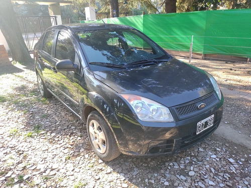Ford Fiesta Max 1.6l Ambiente Mp3