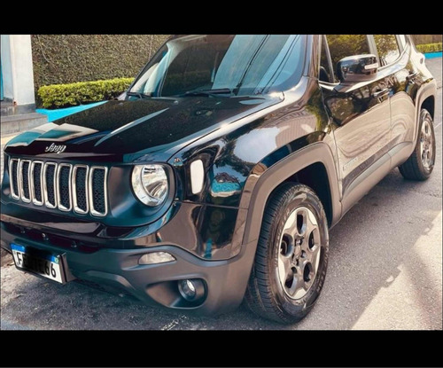 Jeep Renegade 1.8 Flex Aut. 5p