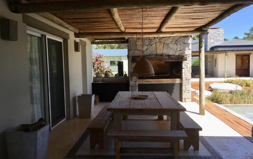 Acogedora Casa En Pinar Del Faro
