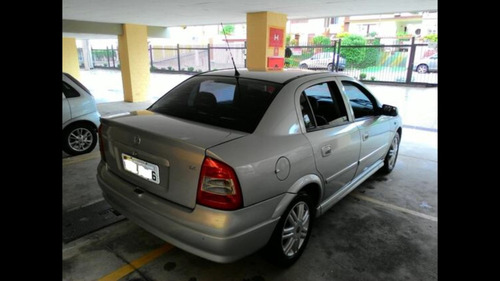Chevrolet Astra Sedan 2.0 8v 4p 2002