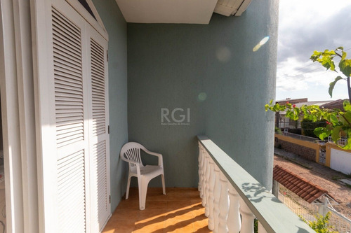 Casa Em Partenon Com 3 Dormitórios - Ot6831
