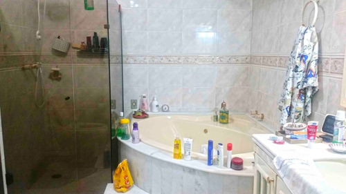 Imagem 30 de 30 de Casa - 3 Dormitorios - Venda - Chacara Monte Alegre - Reo278496