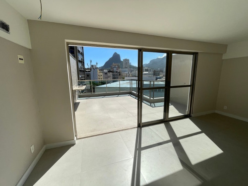 Imagem 20 de 30 de Excelente Cobertura Duplex De Alto Padrão Com Três Suítes Na Avenida Afrânio De Melo Franco, Leblon. - Co00046 - 69400607