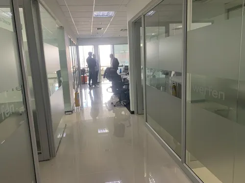 Ofc Amoblada 337 M2 Santa Ana Occidental
