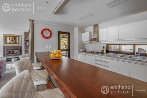 Venta Casa 3 Dormitorios Barrio Privado Parque Pinares, Punta Del Este
