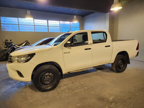 Toyota Hilux 2.4 Cd Dx 150cv 4x2