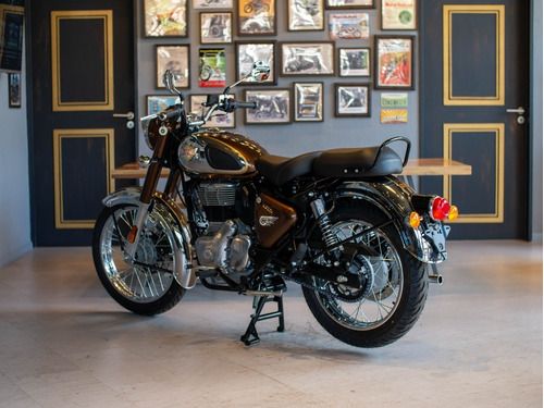 Imagen 4 de 25 de Royal Enfield Classic 350 Reserva