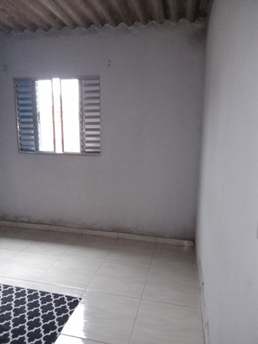 Casa1 São 4 Cômodos Casa2 São Dois Cômodos E 1 Banheiro