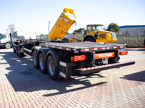 Prancha Facchini Semi-reboque 2023 Porta Container 3 Eixos