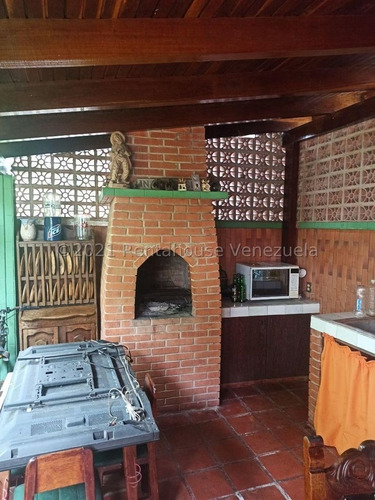 Imagen 4 de 12 de Casa En Venta Mls #22-24454 - Laura Colarusso