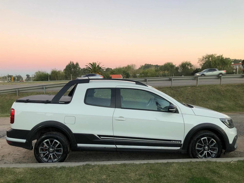 Volkswagen Saveiro 1.6 Cross Gp Cd 101cv 2018