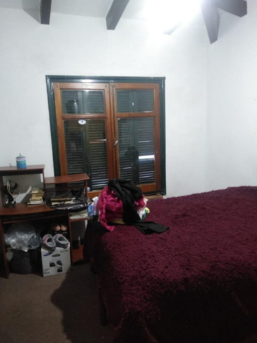 Hermoso Chalet En Venta (735m2) A 8min. Del Centro