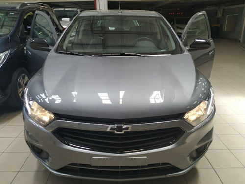 Imagen 5 de 20 de Chevrolet Onix Joy Black 0km 2022 0km Der4545