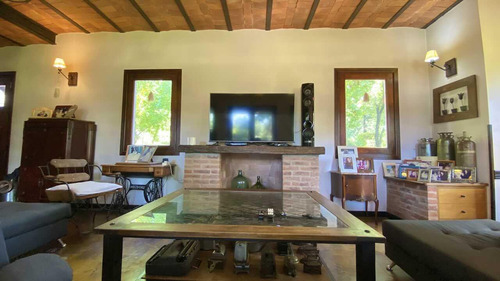 Casa En Venta En Barrio El Pato Verde Muñiz