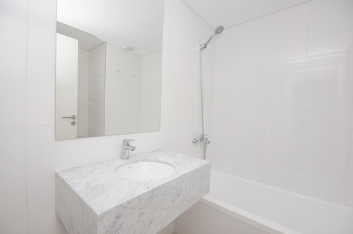 Venta Departamento 2 Ambientes Con Parrilla En Venice, Tigre
