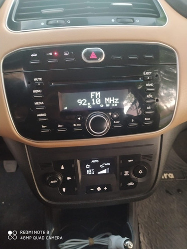 Fiat Linea 2015 1.8 Absolute 130cv