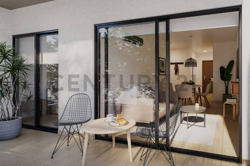 Departamento De 1 Dormitorio En Construcción Con Balcón Corrido 2º Piso Al Frente, La Plata