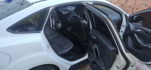 Ford Focus III 2.0 Sedan Se Plus Mt