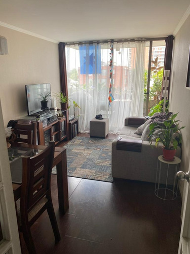 Departamento En Venta! Ubicado En Av. Irarrázaval 2042 Piso4